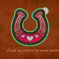 ❤️🐎 Heartbeat Horseshoe Charm – Freshie, Resin & Candle Mold 🐎❤️