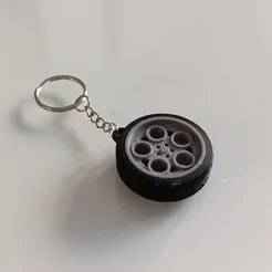 Alfa Romeo wheel keychain