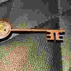 BDSM Triskelion Skeleton Key