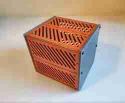 Box Kite - simple, fully customizable, easy to assemble and to fold