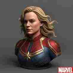 Captain Marvel - Cosmic Heroine with Star Emblem Bust