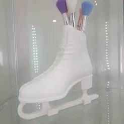Commercial License Ice Skating Shoes Holder