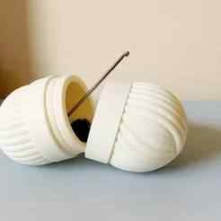 Crochet yarn case