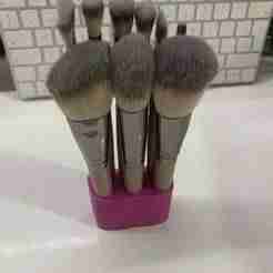 Display stand for 9 makeup brushes