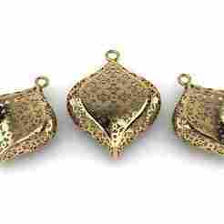 Earrings and necklace set