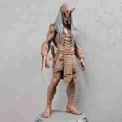 FERAL 1-6 SCALE