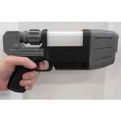 Plasma pistol cosplay prop