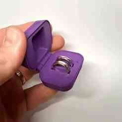 Ring box with magnetic closure -- print in place