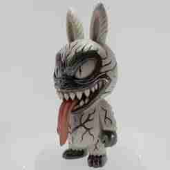 VENOM LABUBU FIGURE