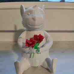 Cute mouse as a holder for flowers