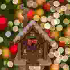 Christmas House - 3D Printable Model (holiday decoration)