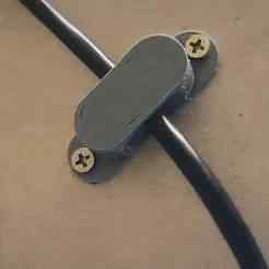 Wire holder with wheels