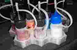Nailpolish holder for small bottles