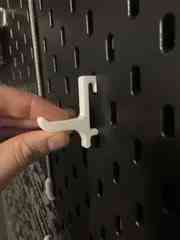 Sy's Peglock - Angled Pegboard Single/Double Spray can holder