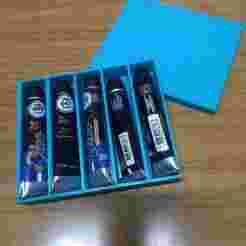 18 cm. oil-holding box, capacity 5 oil colors