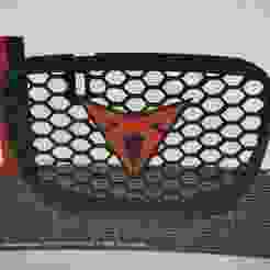 Seat Leon Mk1 Honeycomb grilles with CUPRA logo