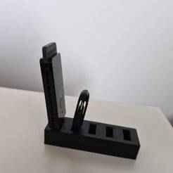 USB Flash Drive Holder (STL) — Compact Desk Organizer for USB Sticks