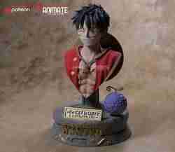 Luffy büstü