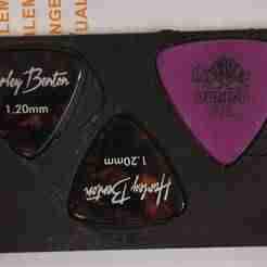 Wallet insert for 3 triangular picks. (Dunlop and HB)