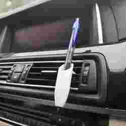 Penholder for car vent