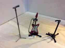 Gitar Standı (1:18 ölçekli)